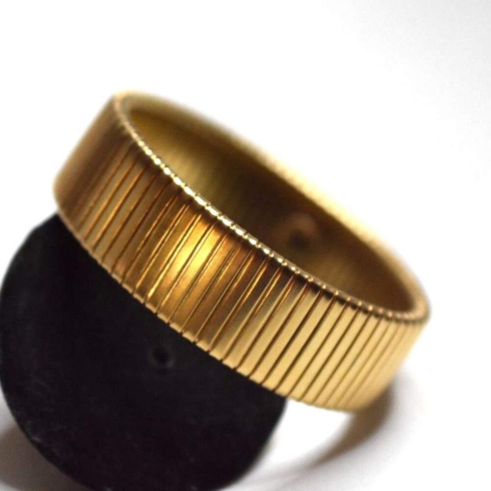 NWOT Fantastic Gold Tone Metal Fluted Style 5" Slip On Bangle Bracelet